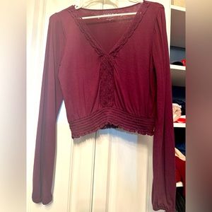 Like New! Crop Medium Long Sleeve Maroon Top